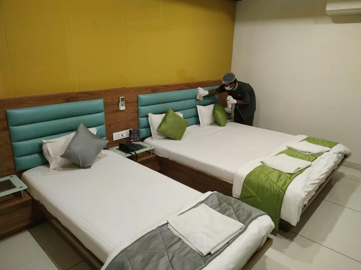 Hotel Satkar Chhatral Экстерьер фото