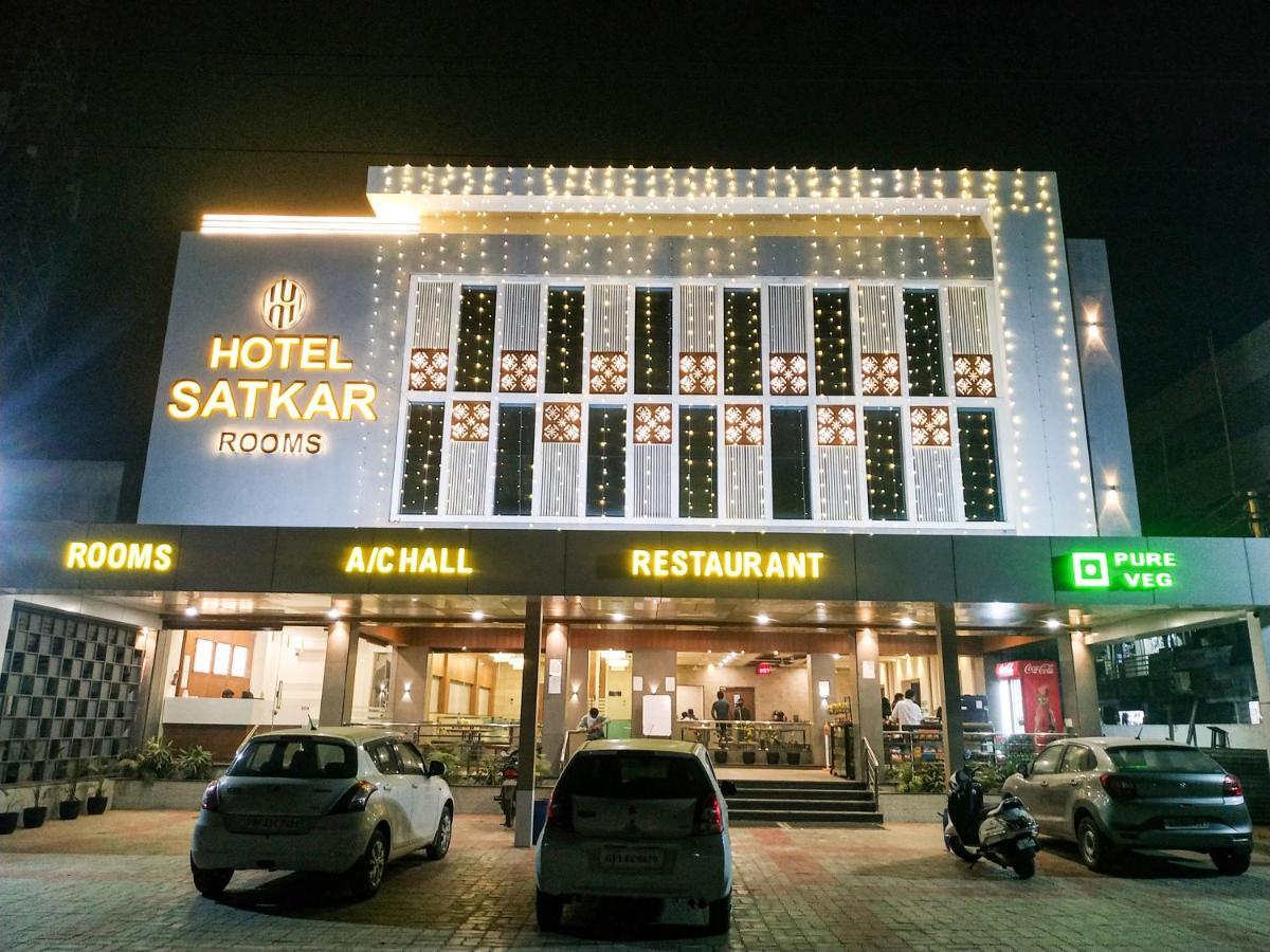 Hotel Satkar Chhatral Экстерьер фото