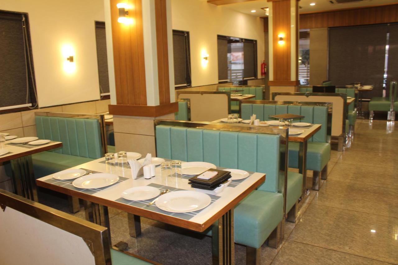 Hotel Satkar Chhatral Экстерьер фото